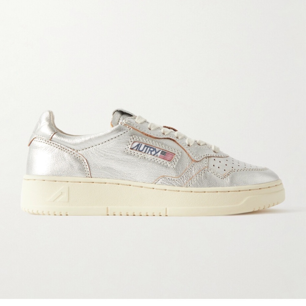 Autry Medalist Low Metallic Textured Leather Sneakers